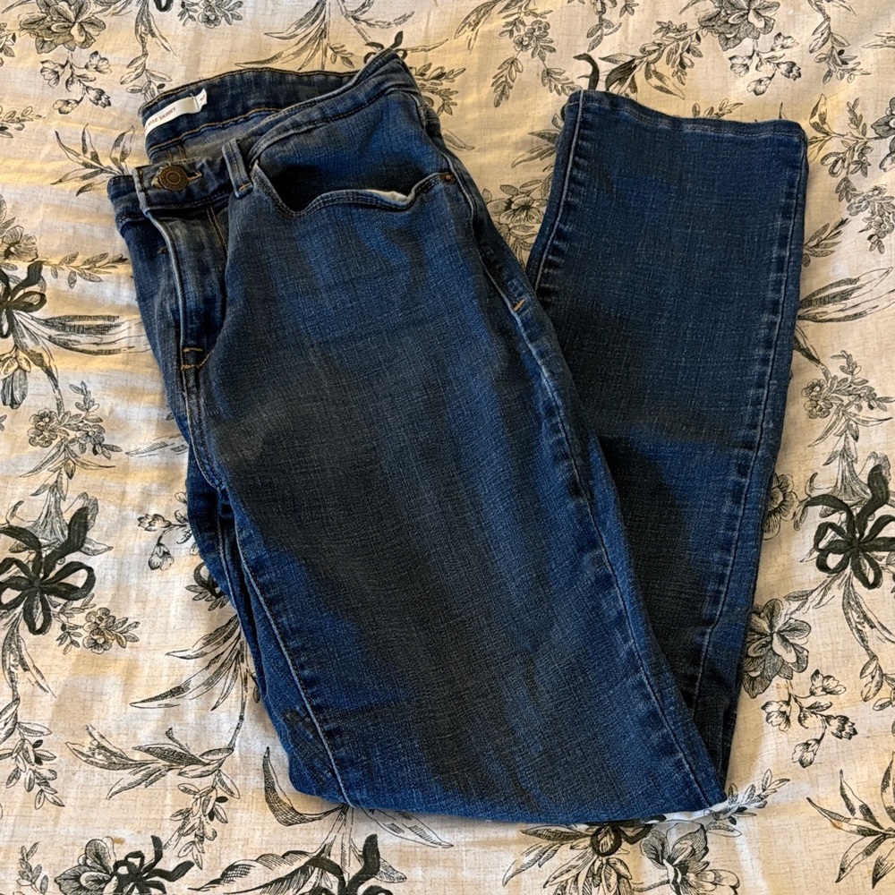 Levi's Dark Wash Straight-Leg Women's Jeans